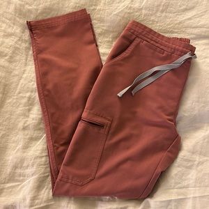 Figs Yola Mauve Skinny Scrub Pants